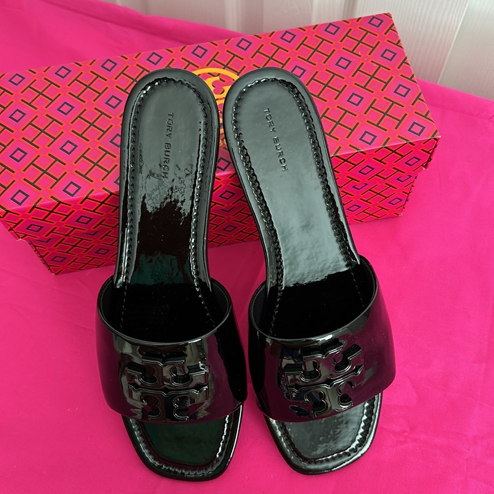 TORY BURCH ELEANOR SLIDE